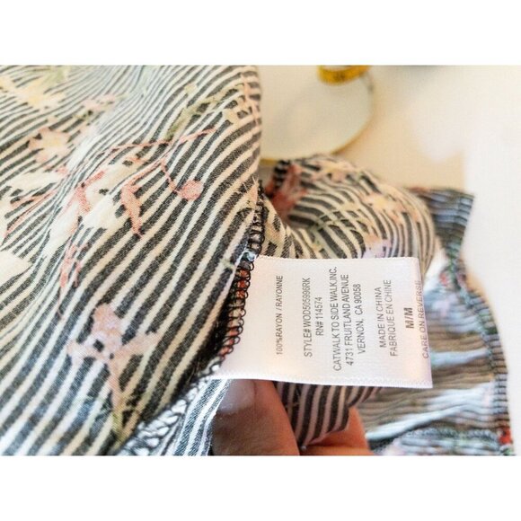 Pleione Floral Striped Long-Sleeve Peplum Blouse With Keyhole Back Detail SZ M - Picture 8 of 11